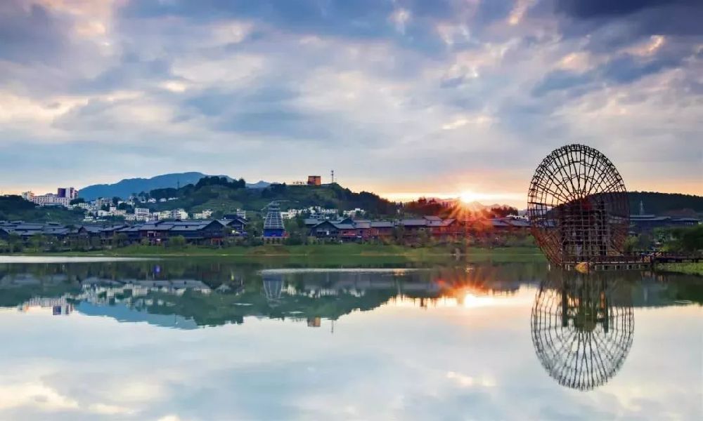 2024年贵州附近的亲子旅游咨询+2024top5亲子旅游景点排名一览(图1)