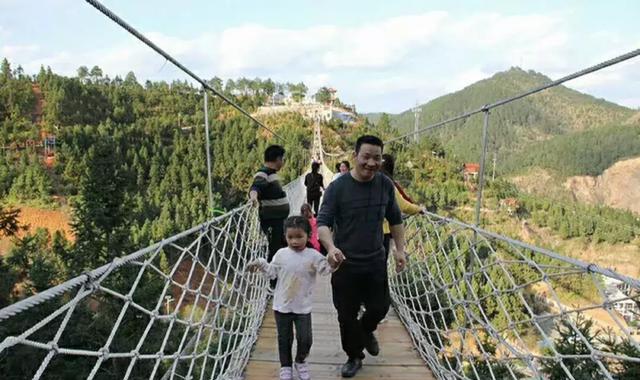 亲子出游新选择：南通4A级奇妙农场与红色文化之旅