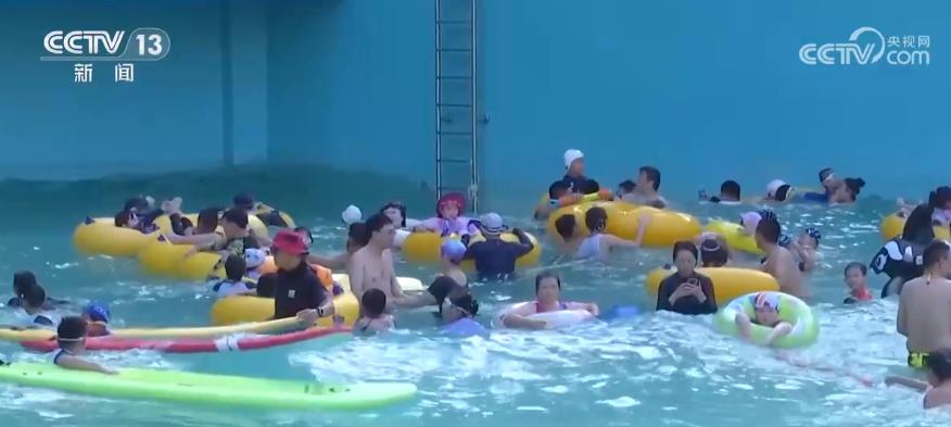 春节假期全国旅游市场火爆 亲子经济点燃消费新活力(图2)