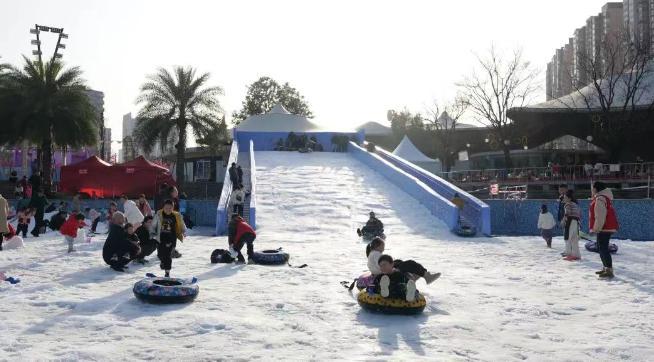 雪山锦江相辉映文旅带你过大年(图10)