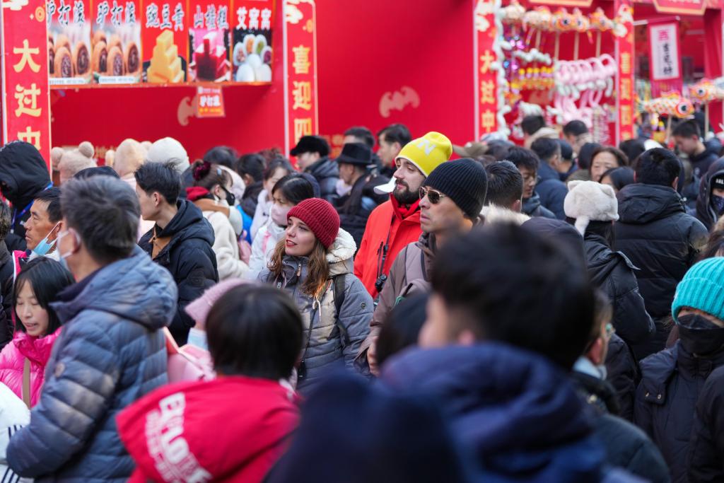 文旅市场热潮涌动 服务贸易释放新动能(图1)