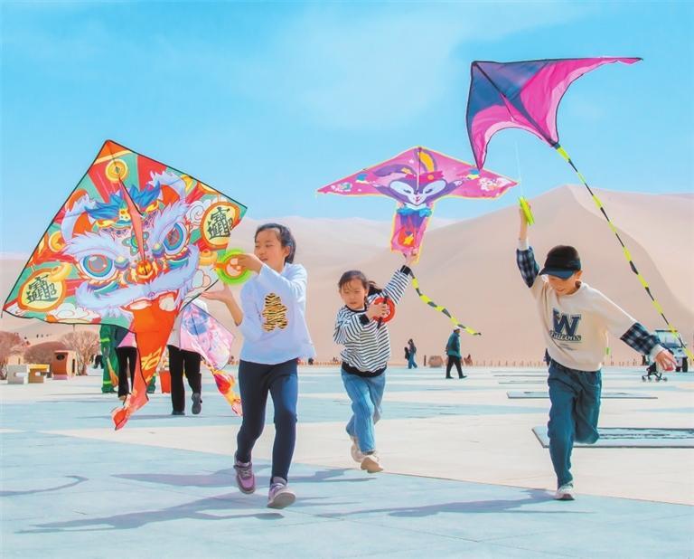 春和景明 尽享假日美好时光——甘肃省各地因地制宜挖掘文旅市场消费潜能-新华网(图3)