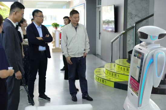 全省首个“AI+文旅”智慧移动营业厅启幕(图3)